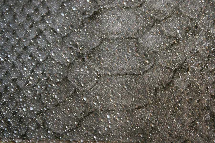Glasperlen-Tapete im Snake-Pattern